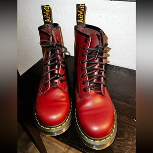 Dr Marten 1460 Smooth Leather boot